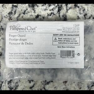 Pampered Chef Finger Guard Knife Guide # 1269 NEW Retired